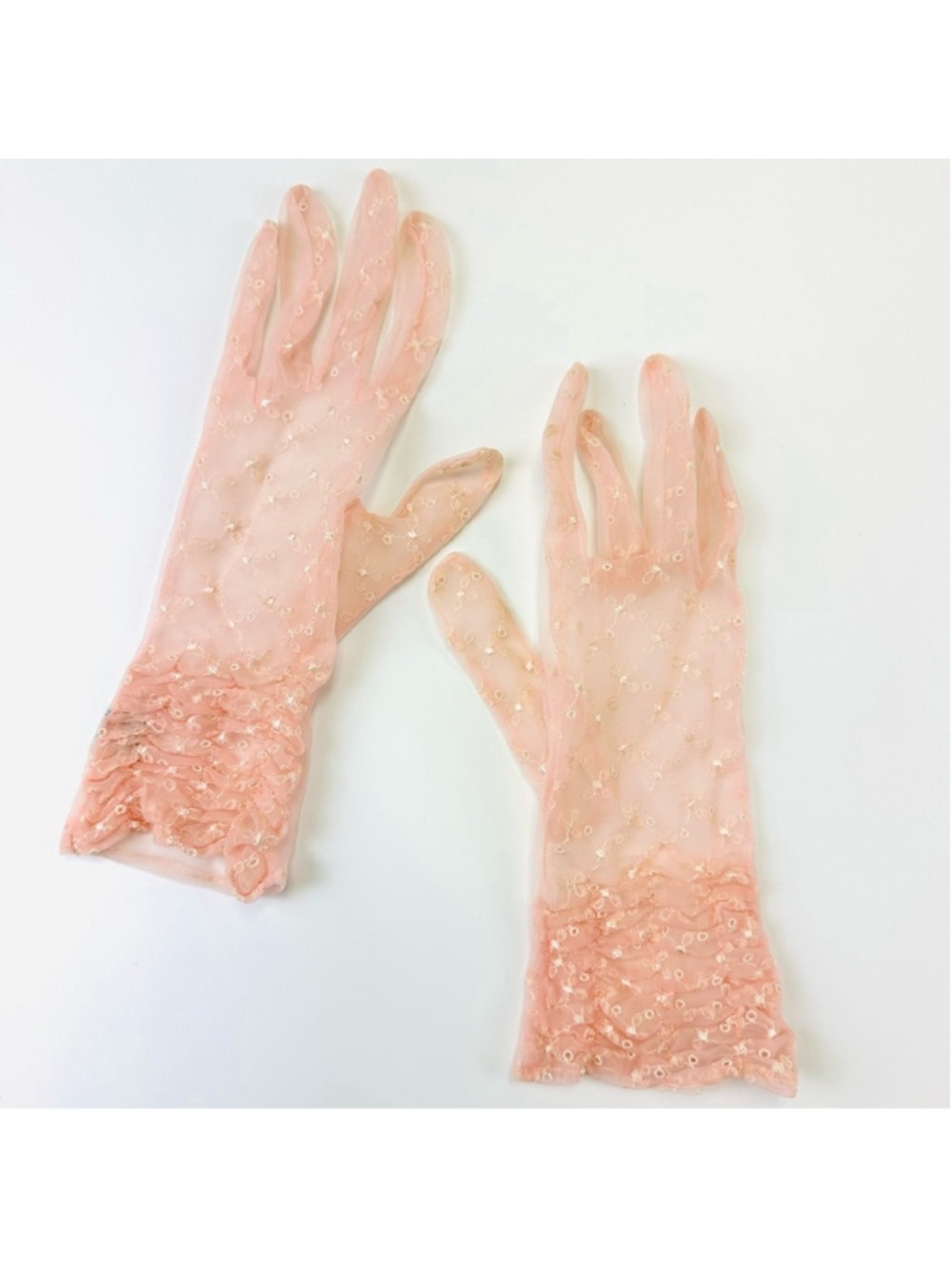 Vintage pink lace gloves Womens sheer ruched wrist length gloves Medium 60s 50s